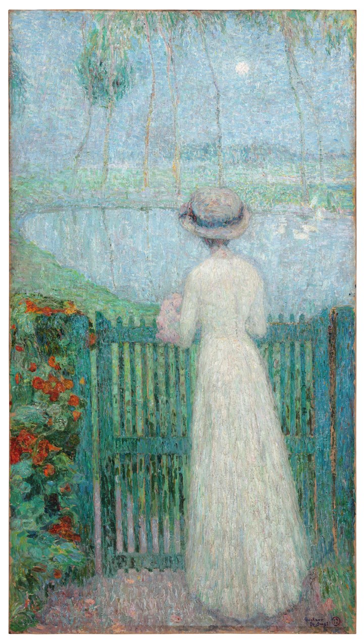 Lady near the pont